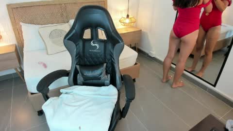 M A D I S O N online show from April 14, 8:01 pm