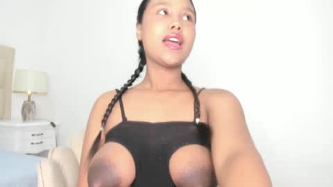 madisongomez16 online show from June 8, 11:22 am