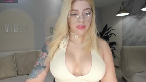 Madison Kane online show from February 1, 11:18 am