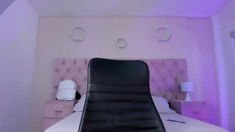 madison online show from November 14, 1:24 pm