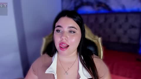 Snapshot of madissonlee__ chatting on October 2, 7:45 pm madissonlee__ online show from October 2, 7:45 pm