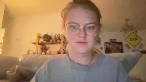 madlymads online show from December 13, 11:11 pm