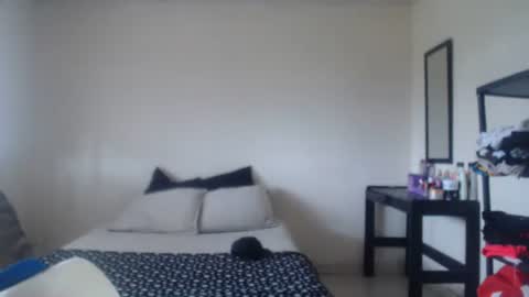 mady_tattoo online show from September 10, 4:19 pm