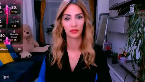 Madye Roberts online show from March 10, 9:51 pm