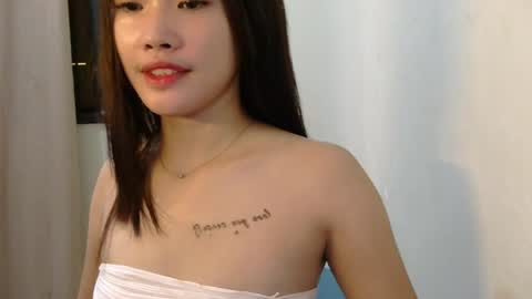 mae_luna online show from July 28, 10:31 pm