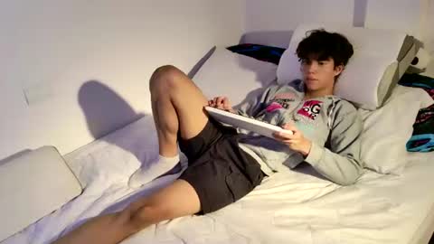 Mael online show from July 28, 8:23 pm
