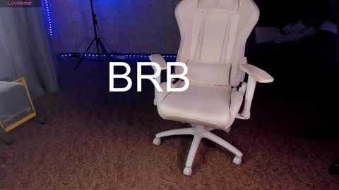 Maevee online show from February 13, 11:17 am