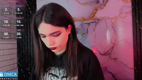 maevekuro online show from June 5, 3:35 am