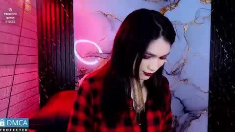 maevekuro online show from July 17, 3:19 am