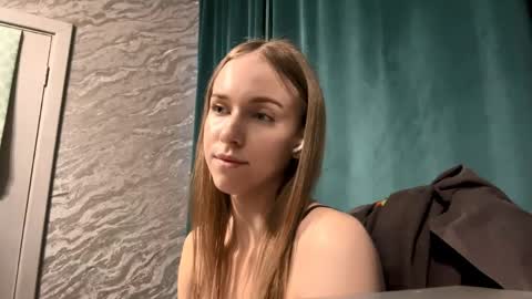 Sara online show from March 22, 8:40 am