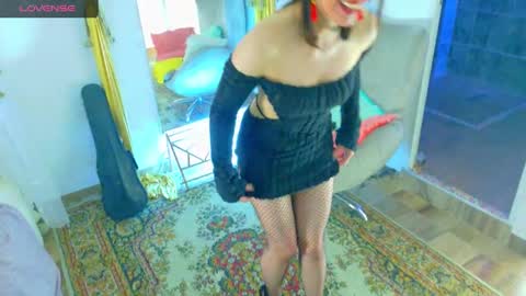 Snapshot of magali_11 chatting on October 9, 12:05 am magali online show from October 9, 12:05 am