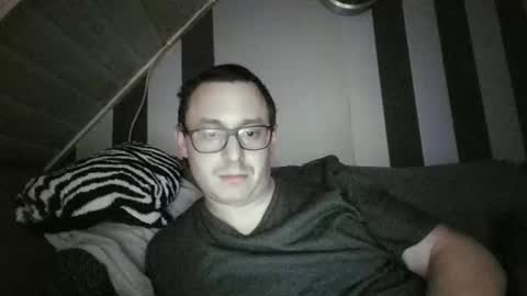 magfrauenfuesse online show from November 27, 2:30 am