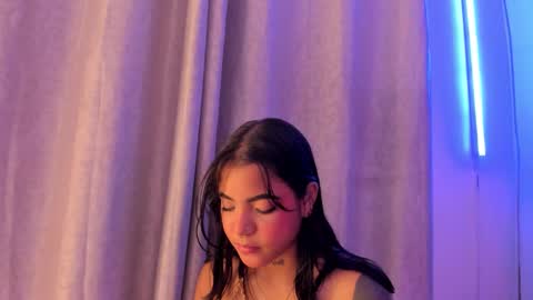 Maggie online show from October 11, 2:22 pm