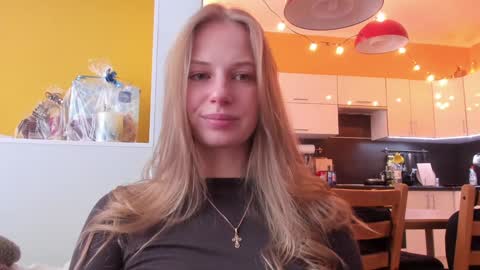 Alice  online show from January 13, 9:17 am