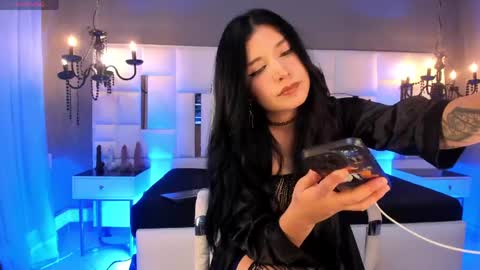 Magic isis  online show from April 15, 6:39 am