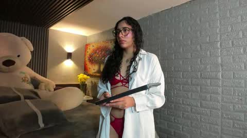 magic_ivone online show from March 13, 11:35 am