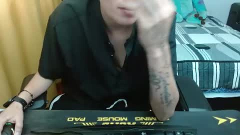 Jade online show from June 22, 5:31 pm