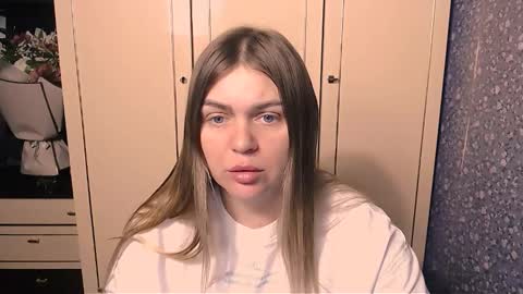 magic_katarina_ online show from January 17, 12:03 pm