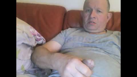 Snapshot of magicman250 chatting on October 12, 8:54 pm magicman250 online show from October 12, 8:54 pm