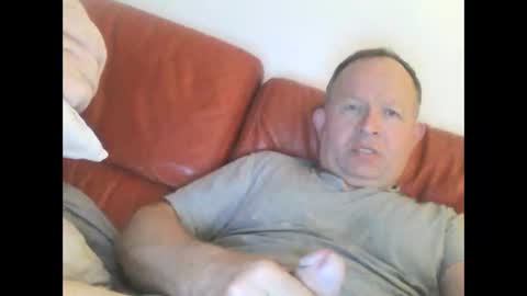 Snapshot of magicman250 chatting on September 11, 5:20 am magicman250 online show from September 11, 5:20 am