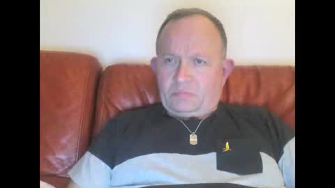 Snapshot of magicman250 chatting on September 15, 8:43 pm magicman250 online show from September 15, 8:43 pm