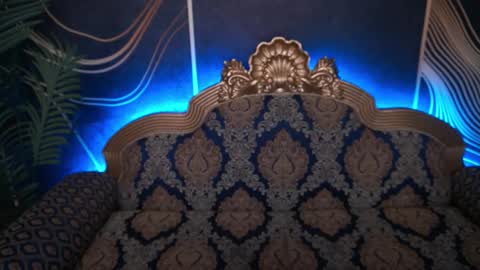 Emily online show from November 4, 6:37 am