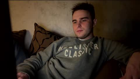Snapshot of magister_1 chatting on March 8, 10:45 pm magister_1 online show from March 8, 10:45 pm