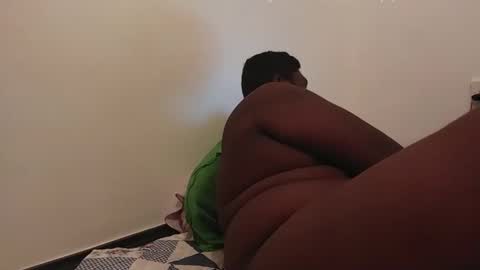 maheel84 online show from November 5, 6:32 pm