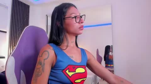 Maia Clark online show from June 22, 8:49 pm