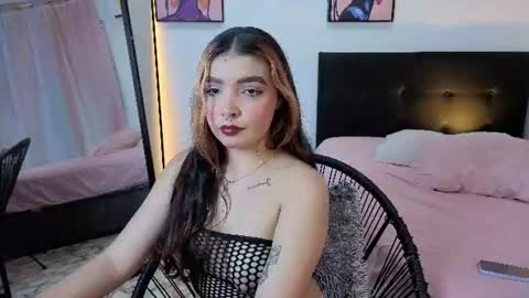 Maia   online show from June 13, 8:08 pm
