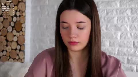 Lucy online show from October 2, 1:26 am