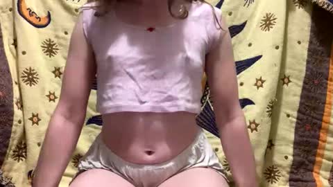 maidenoftheknight online show from June 7, 4:17 am