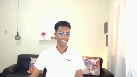 Snapshot of maiki18 chatting on February 3, 4:52 pm I am Maik online show from February 3, 4:52 pm