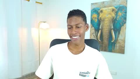 Snapshot of maiki18 chatting on September 23, 8:37 pm I am Maik online show from September 23, 8:37 pm