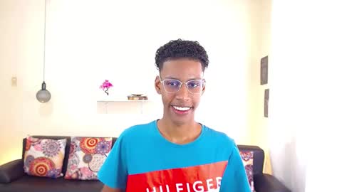 Snapshot of maiki18 chatting on February 24, 2:04 pm I am Maik online show from February 24, 2:04 pm