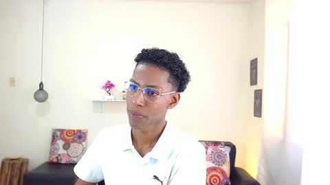 Snapshot of maiki18 chatting on March 10, 7:50 pm I am Maik online show from March 10, 7:50 pm