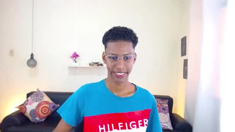 Snapshot of maiki18 chatting on February 11, 2:02 pm I am Maik online show from February 11, 2:02 pm