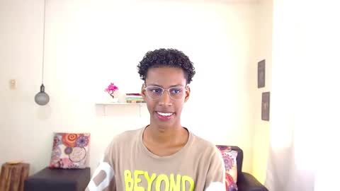 Snapshot of maiki18 chatting on March 11, 1:56 pm I am Maik online show from March 11, 1:56 pm