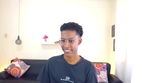 Snapshot of maiki18 chatting on February 27, 5:04 pm I am Maik online show from February 27, 5:04 pm