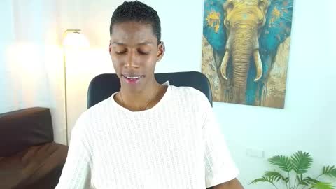 Snapshot of maiki18 chatting on October 21, 9:18 pm I am Maik online show from October 21, 9:18 pm