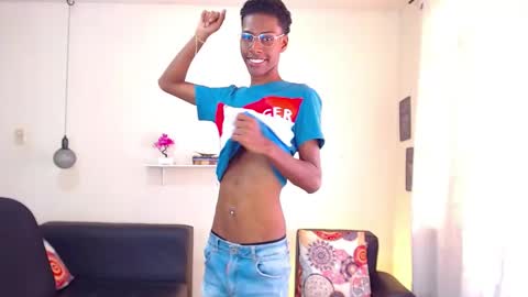 Snapshot of maiki18 chatting on January 31, 2:07 pm I am Maik online show from January 31, 2:07 pm