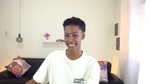 Snapshot of maiki18 chatting on February 8, 4:57 pm I am Maik online show from February 8, 4:57 pm