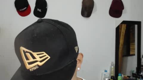 maikjameshot online show from December 5, 4:34 am