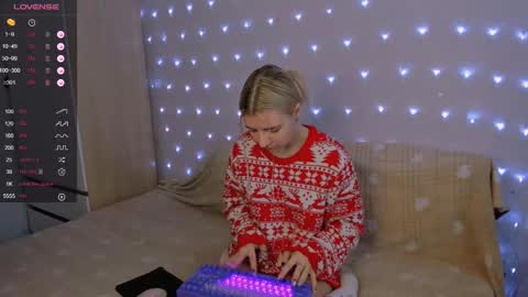 Your kitty online show from March 2, 3:24 am