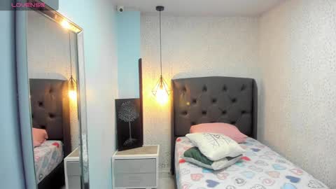 Snapshot of mailylove1 chatting on February 19, 4:00 pm  M A I L Y  online show from February 19, 4:00 pm