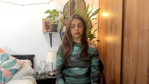 Mailyn Foxx online show from June 8, 1:39 am