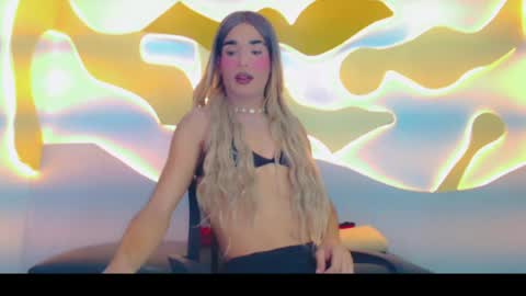 maitecandyxx online show from June 14, 4:25 am