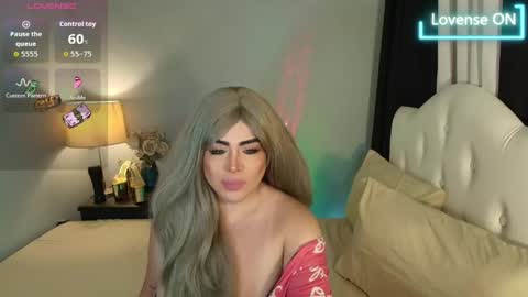 majestydannaxx online show from June 6, 7:03 am