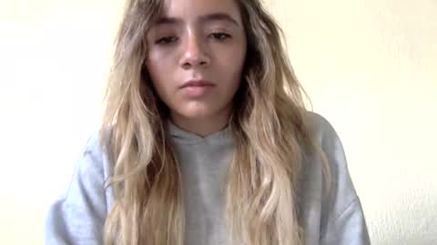 majo_gomezz online show from July 28, 7:39 pm