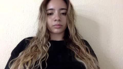 majo_gomezz online show from June 21, 1:45 am